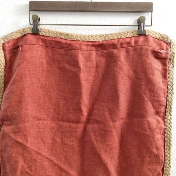 POTTERY BARN Natural Fiber Trim Indoor/Outdoor Pillow - Picture 3 of 9